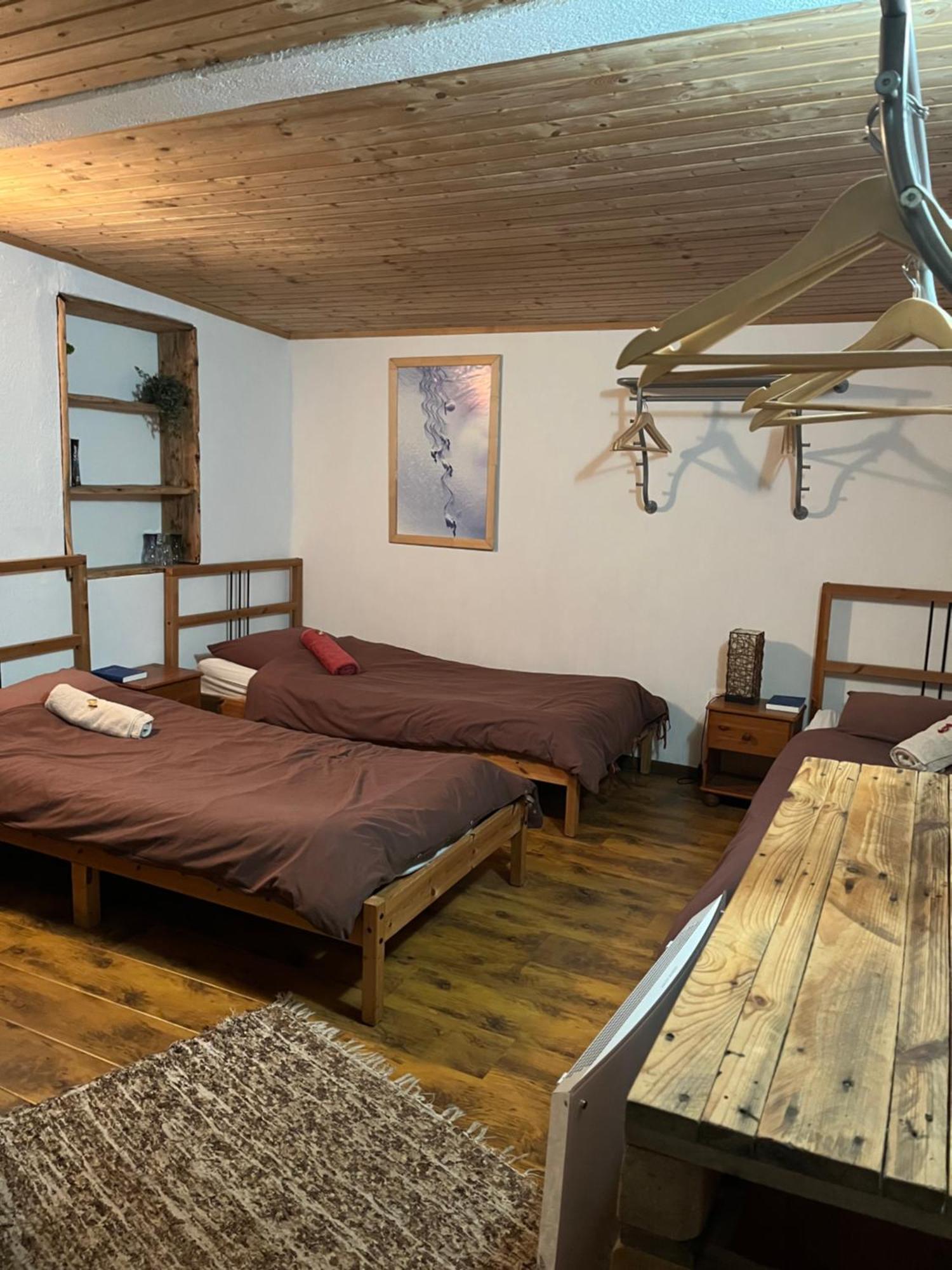 Mikulas Guest House Liptovský Mikuláš Extérieur photo