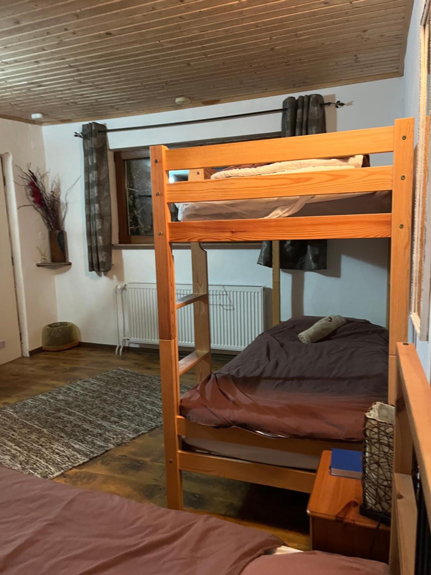Mikulas Guest House Liptovský Mikuláš Extérieur photo