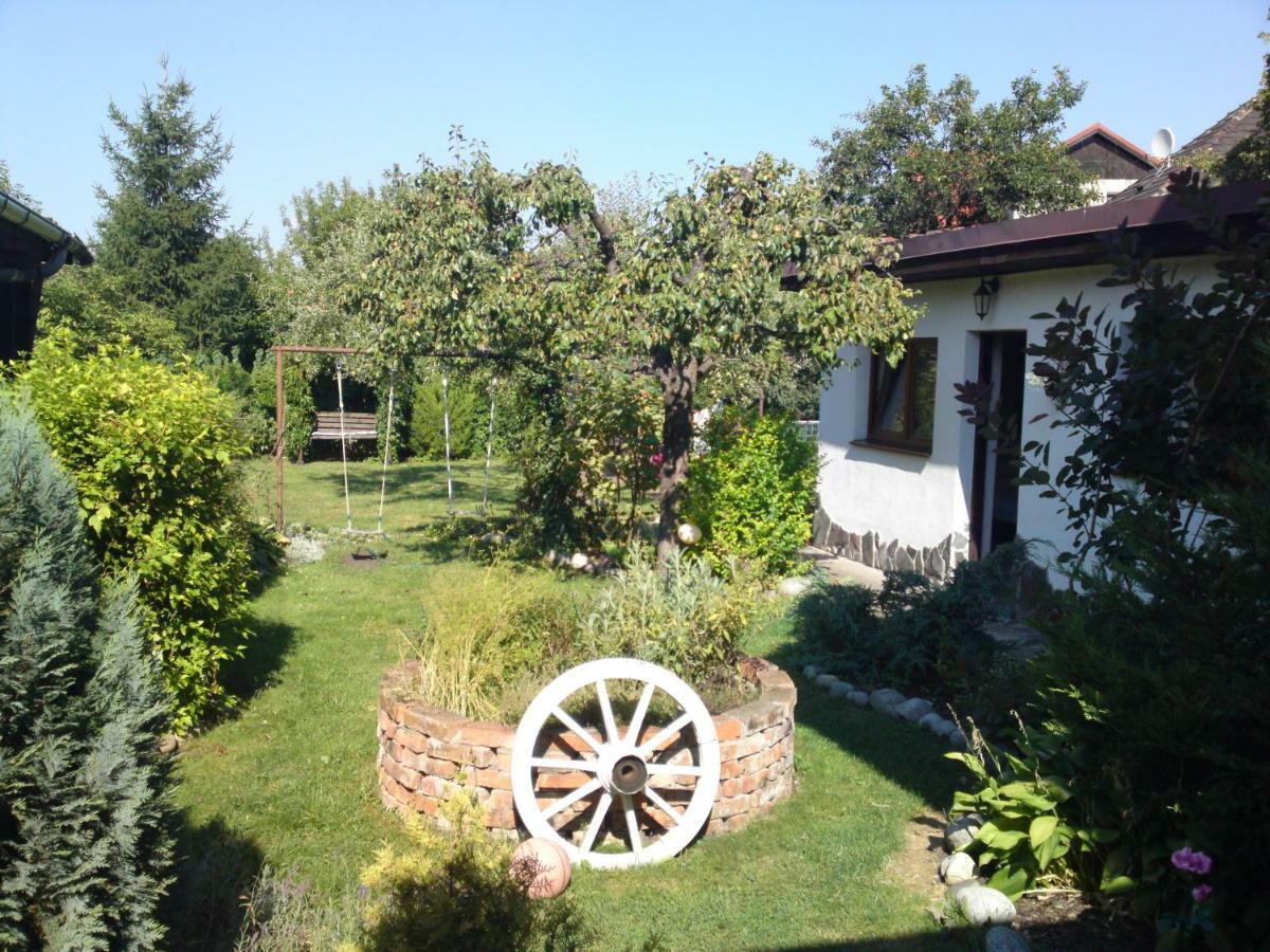 Mikulas Guest House Liptovský Mikuláš Extérieur photo